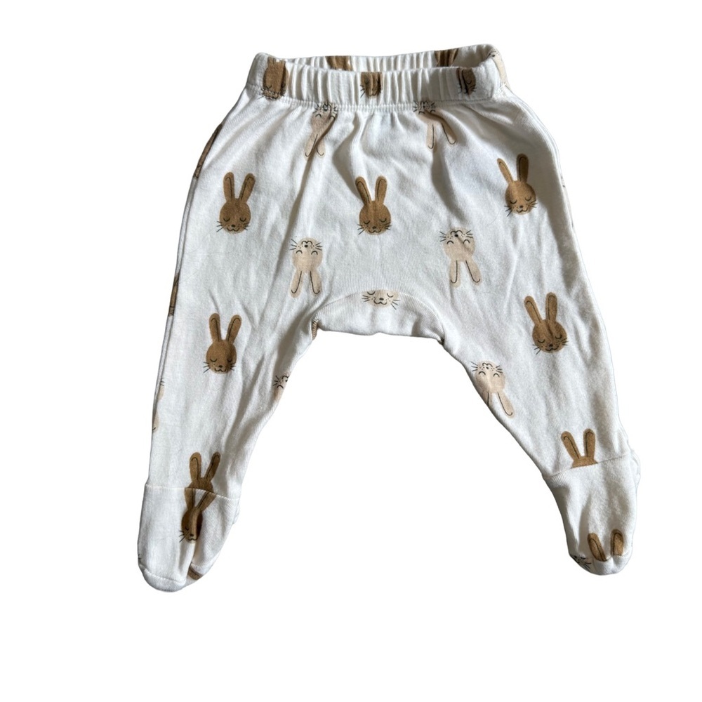 OLD NAVY CREAM BUNNY PRINT FOOTED PANTS SIZE NEWBORN